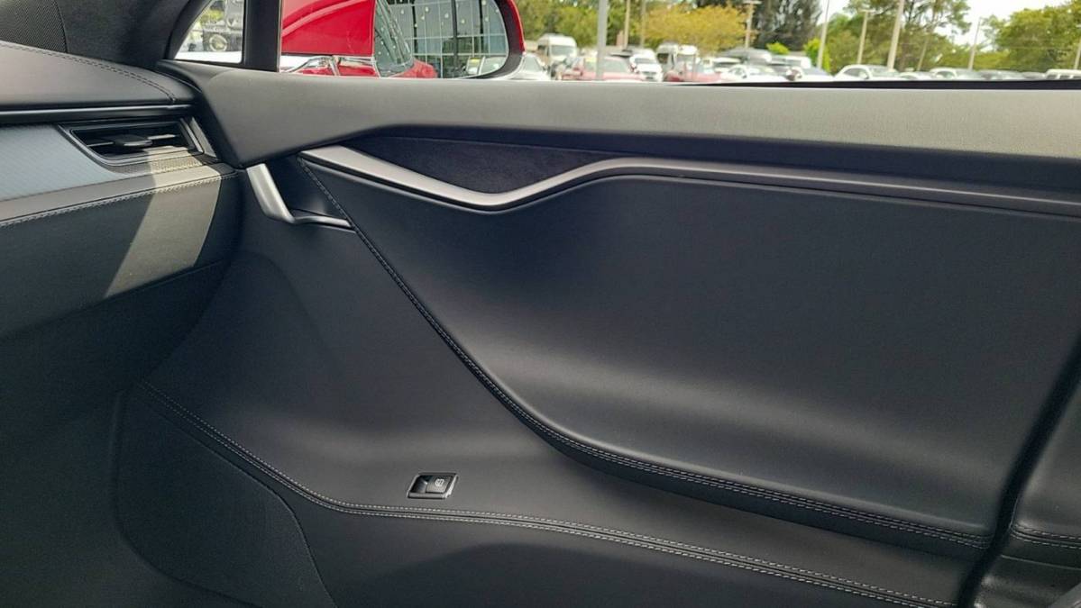 2019 Tesla Model S 5YJSA1E4XKF331289