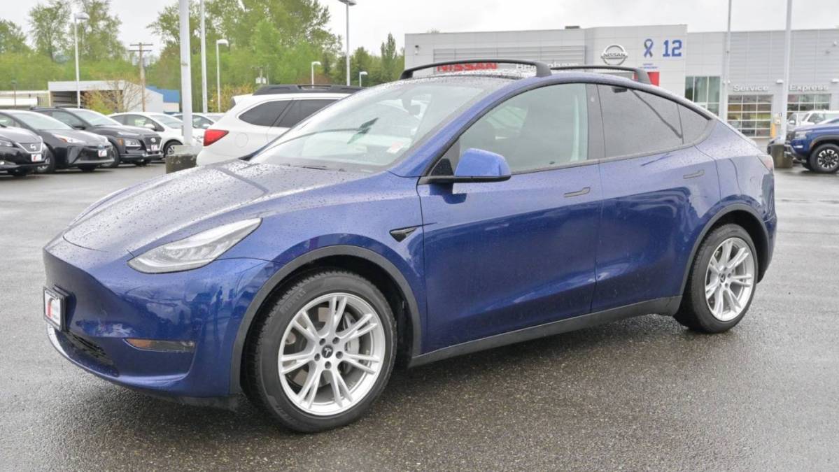 2020 Tesla Model Y 5YJYGDEE8LF059913