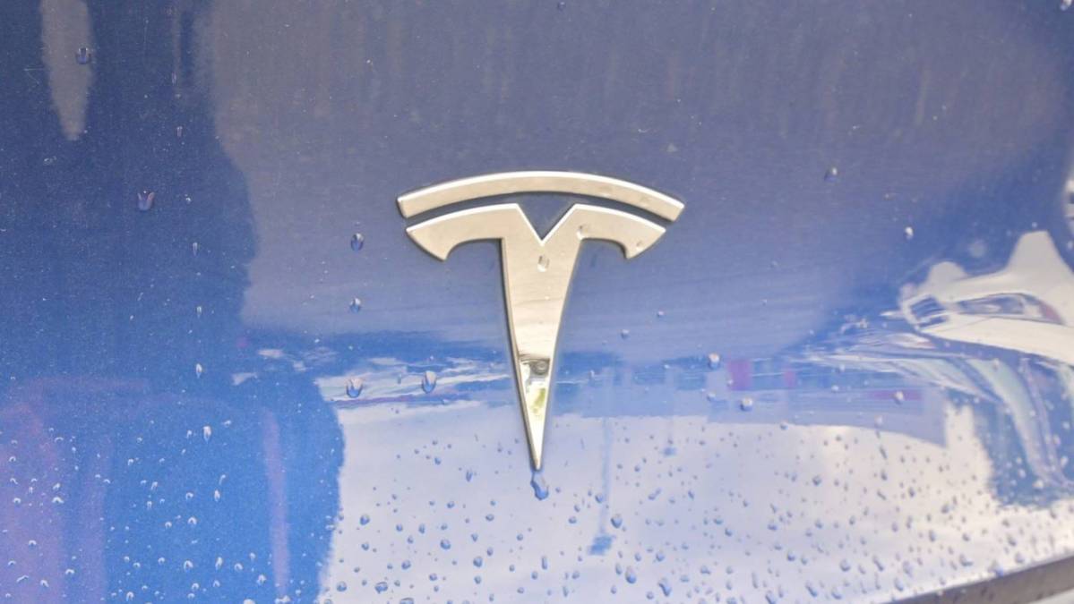 2020 Tesla Model Y 5YJYGDEE8LF059913