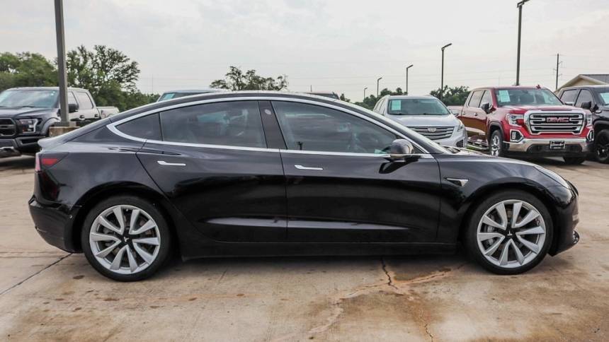 2020 Tesla Model 3 5YJ3E1EB2LF622393