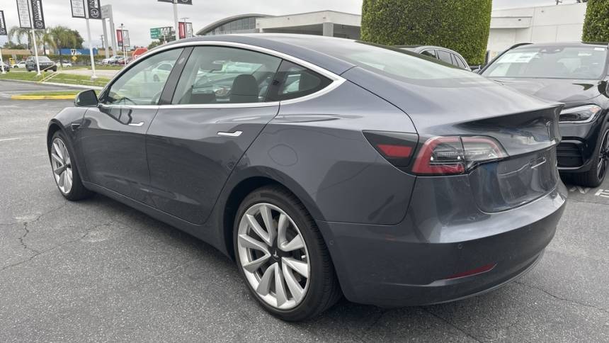 2019 Tesla Model 3 5YJ3E1EB2KF389579