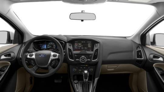2017 Ford Focus 1FADP3R42HL343610
