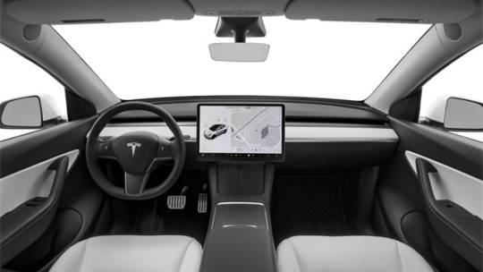 2021 Tesla Model Y 5YJYGDEE1MF151494