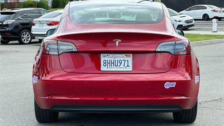 2018 Tesla Model 3 5YJ3E1EA9JF153954