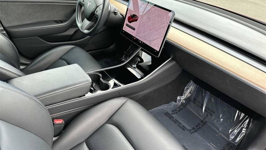 2018 Tesla Model 3 5YJ3E1EA9JF153954