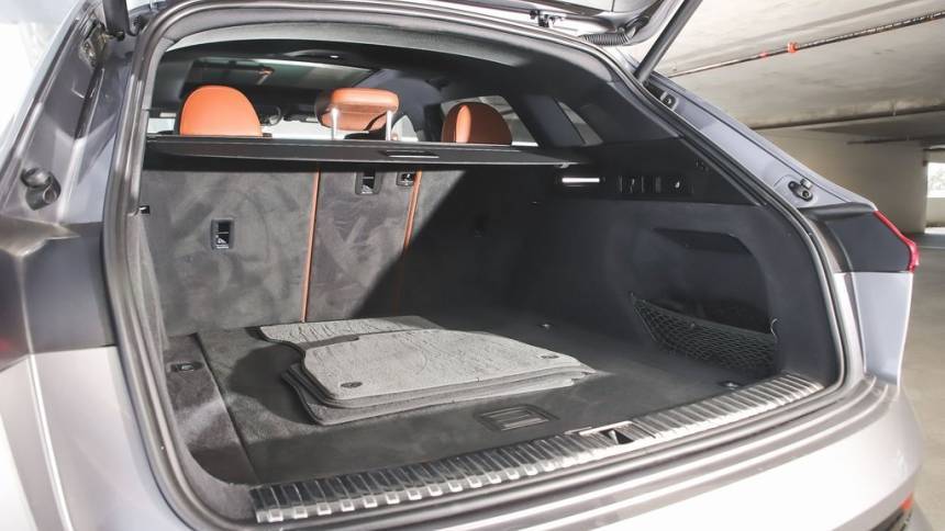 2019 Audi e-tron WA1VAAGE2KB017491