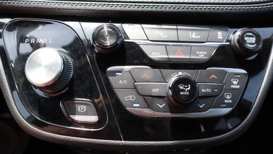 2020 Chrysler Pacifica Hybrid 2C4RC1N7XLR120201