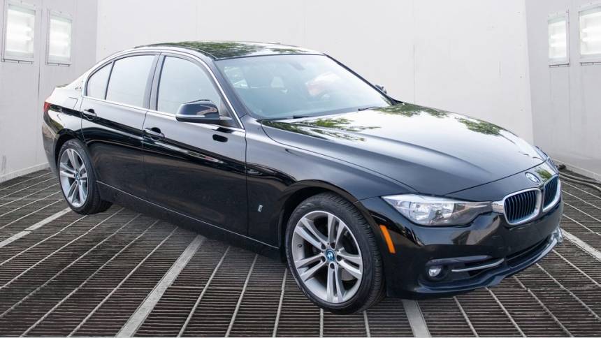 2017 BMW 3 Series WBA8E1C33HA158836