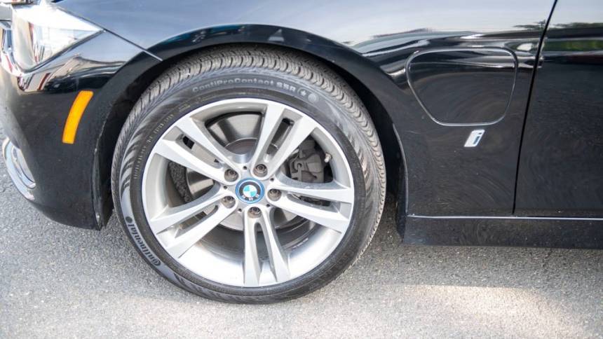 2017 BMW 3 Series WBA8E1C33HA158836