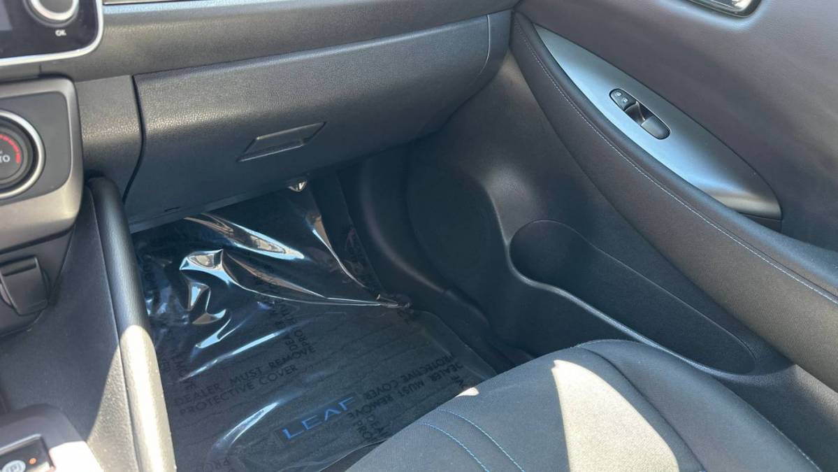 2021 Nissan LEAF 1N4AZ1BV7MC550069