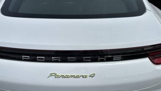 2018 Porsche Panamera WP0AE2A76JL128787
