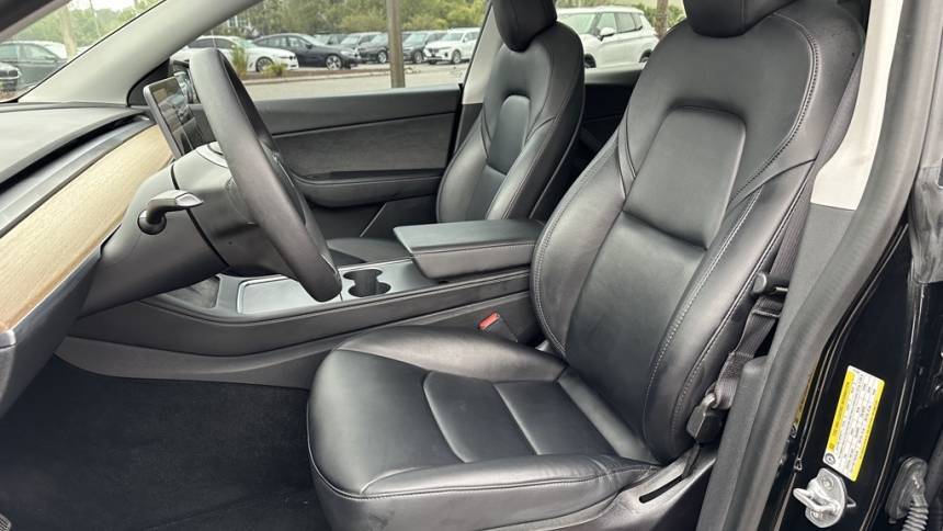 2021 Tesla Model Y 5YJYGDEE3MF173108