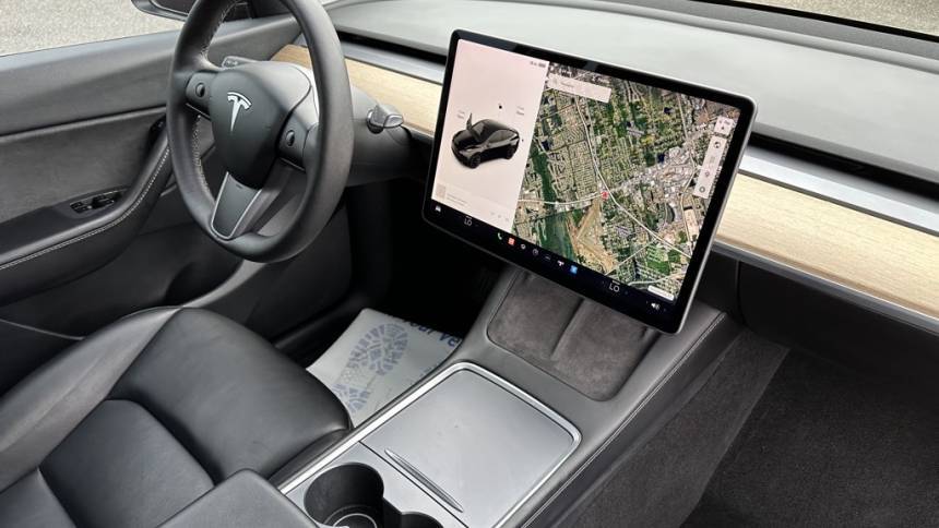 2021 Tesla Model Y 5YJYGDEE3MF173108