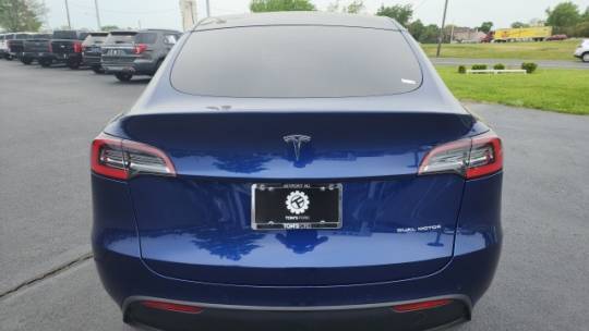 2020 Tesla Model Y 5YJYGDEE9LF050122