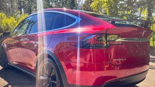 2019 Tesla Model X 5YJXCDE22KF147268