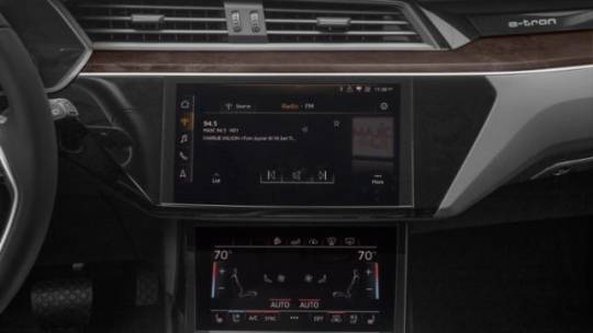 2021 Audi e-tron WA1LAAGEXMB000867