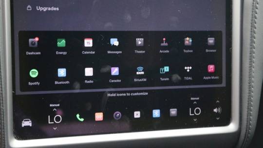 2018 Tesla Model X 5YJXCDE23JF111782