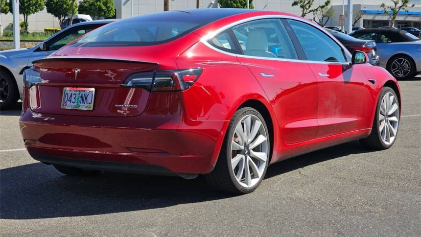 2018 Tesla Model 3 5YJ3E1EBXJF055332
