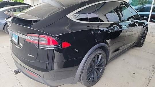 2018 Tesla Model X 5YJXCBE29JF122029
