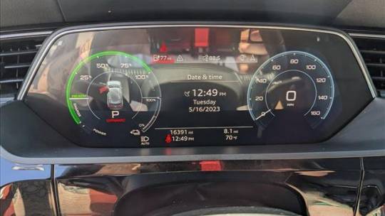 2019 Audi e-tron WA1LABGE6KB021928