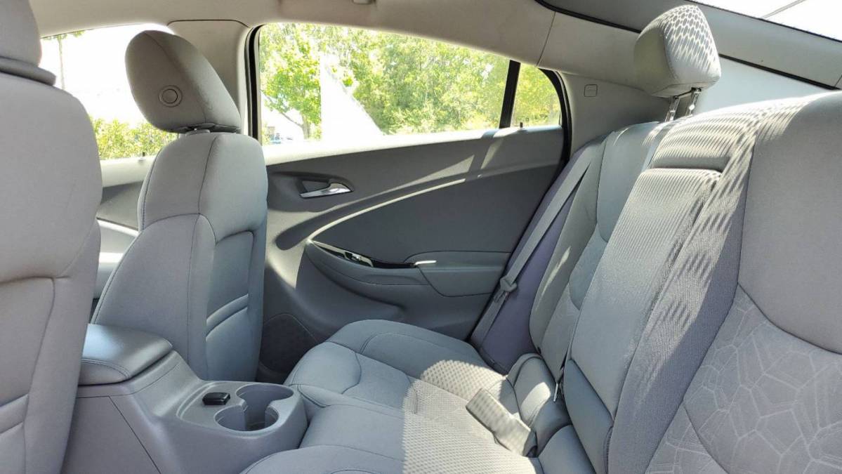 2017 Chevrolet VOLT 1G1RA6S53HU102566