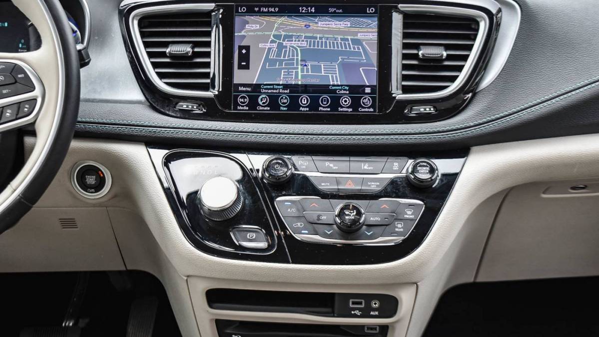 2020 Chrysler Pacifica Hybrid 2C4RC1N76LR230257