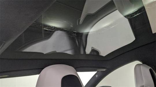 2019 Tesla Model S 5YJSA1E40KF333908
