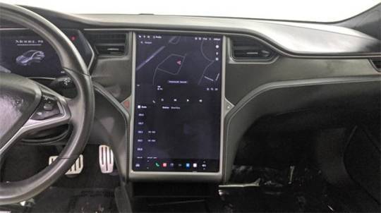 2019 Tesla Model S 5YJSA1E40KF333908