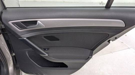 2016 Volkswagen e-Golf WVWKP7AU3GW912076