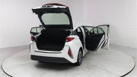 2017 Toyota Prius Prime JTDKARFP2H3016421
