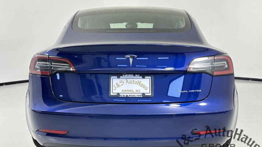 2018 Tesla Model 3 5YJ3E1EB8JF128827