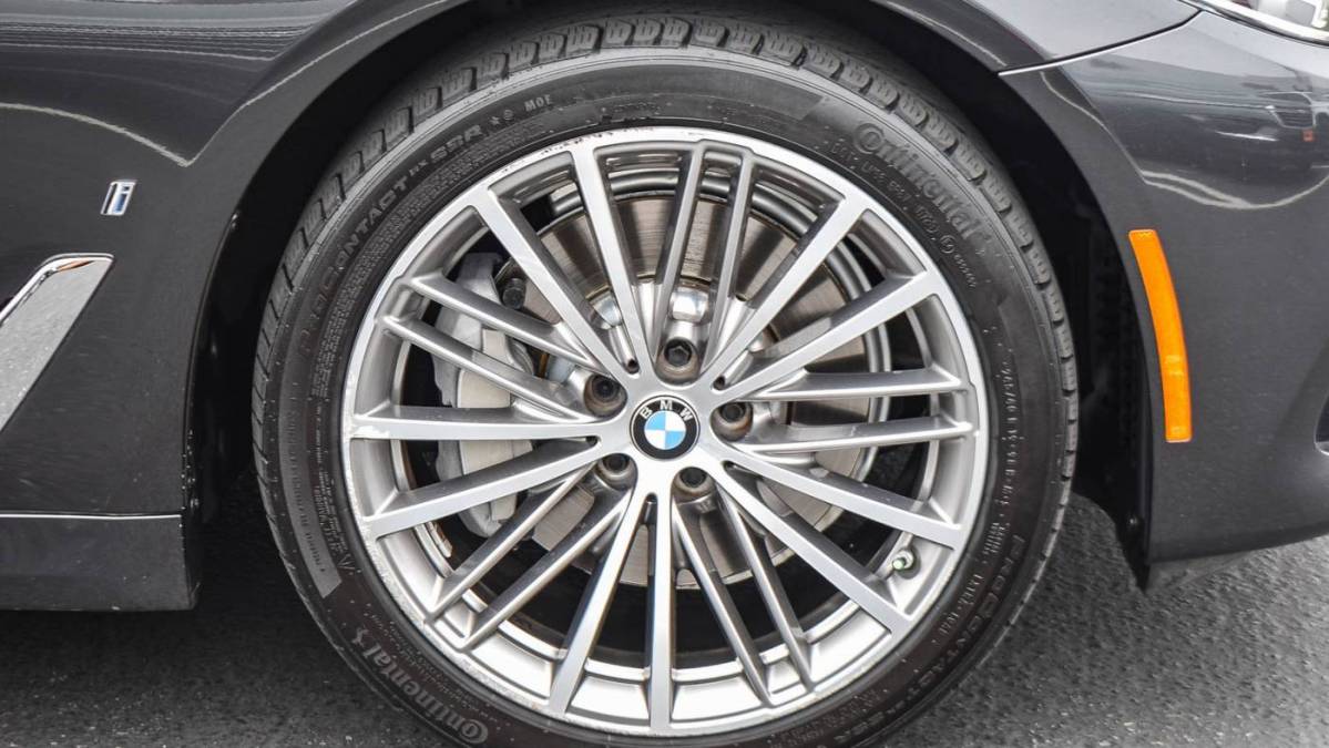 2019 BMW 5 Series WBAJA9C58KB393814