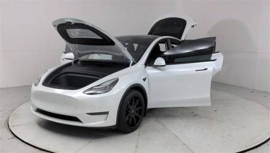 2020 Tesla Model Y 5YJYGDEE6LF053043