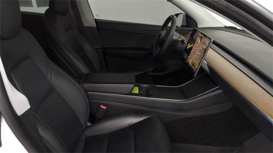 2020 Tesla Model Y 5YJYGDEE6LF053043