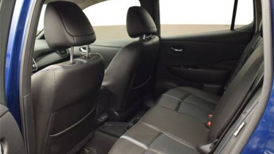 2022 Nissan LEAF 1N4BZ1DVXNC555933