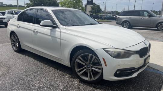 2017 BMW 3 Series WBA8E1C3XHA030061