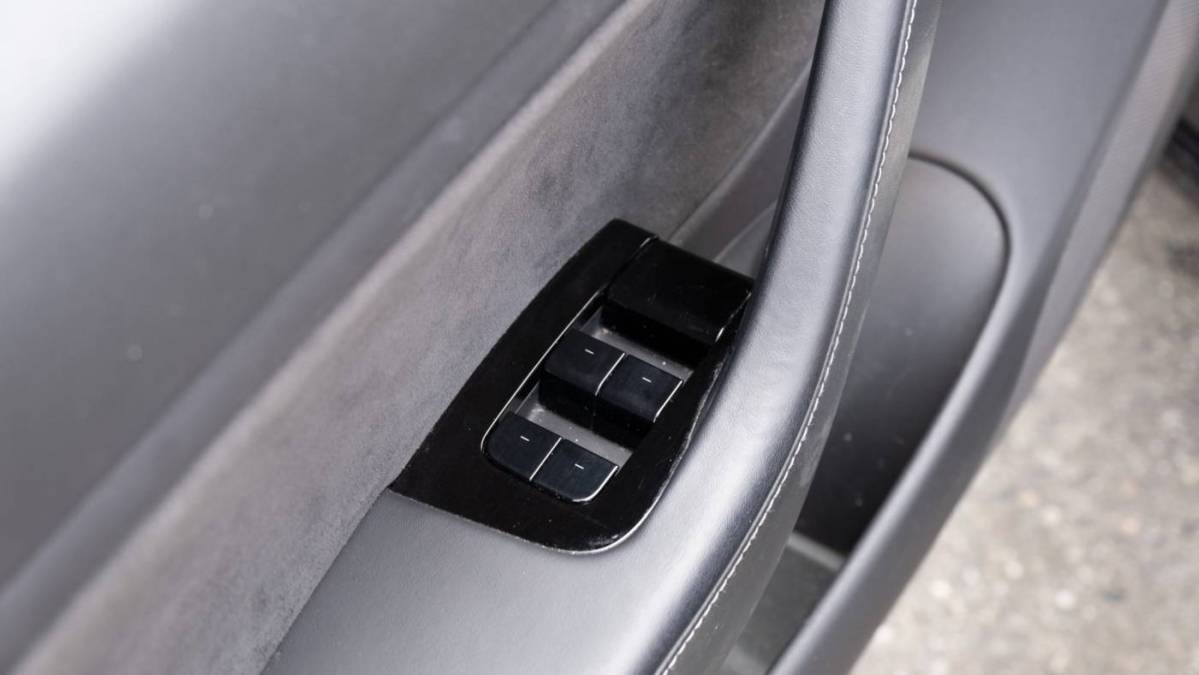 2018 Tesla Model 3 5YJ3E1EA6JF017510