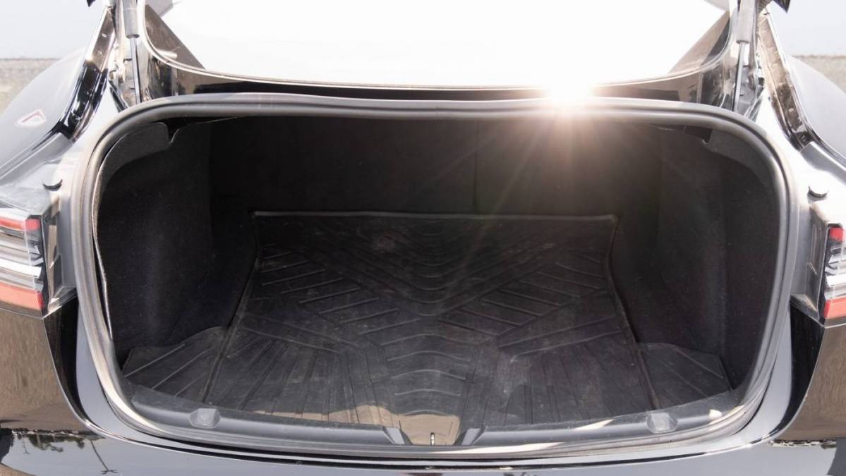 2018 Tesla Model 3 5YJ3E1EA6JF017510