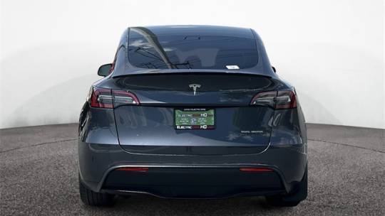 2021 Tesla Model Y 5YJYGAEE6MF212210