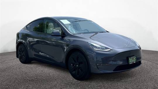 2021 Tesla Model Y 5YJYGAEE6MF212210