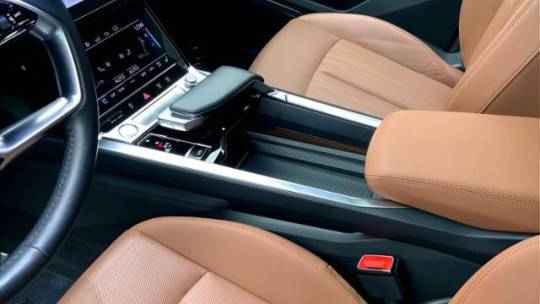 2019 Audi e-tron WA1LABGE0KB012383