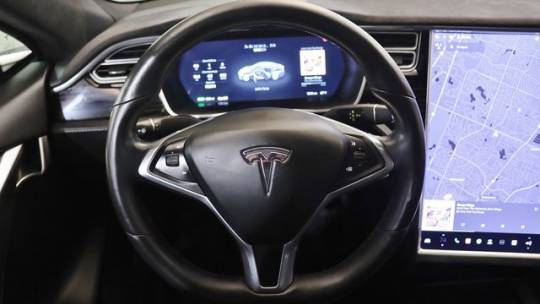 2017 Tesla Model S 5YJSA1E27HF184324
