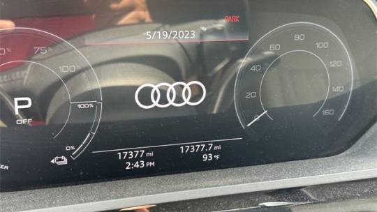 2019 Audi e-tron WA1VAAGE6KB022760