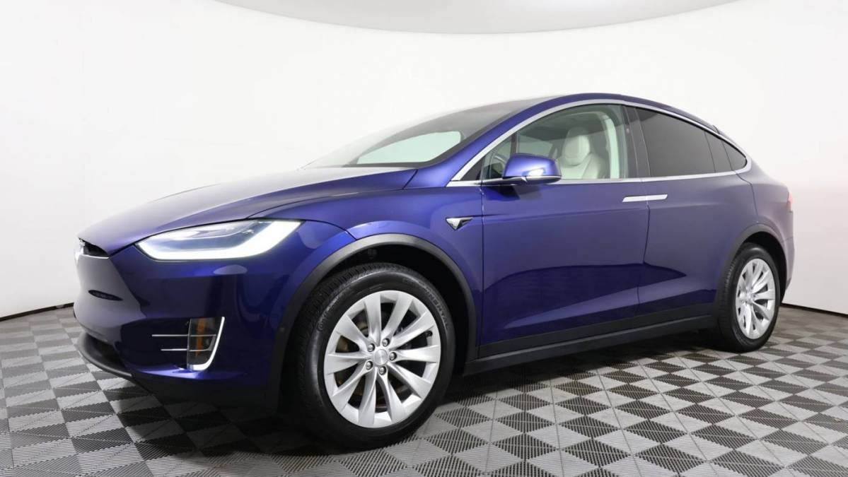 2019 Tesla Model X 5YJXCAE29KF184378