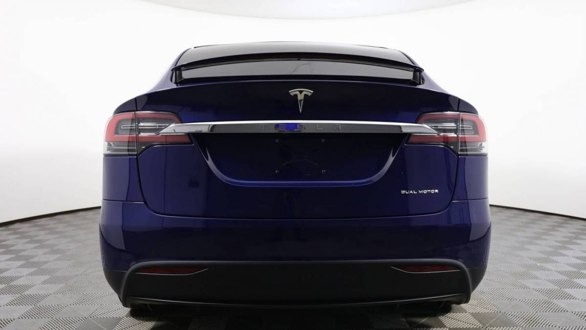 2019 Tesla Model X 5YJXCAE29KF184378