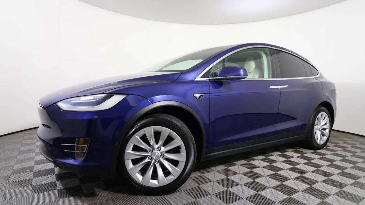 2019 Tesla Model X 5YJXCAE29KF184378