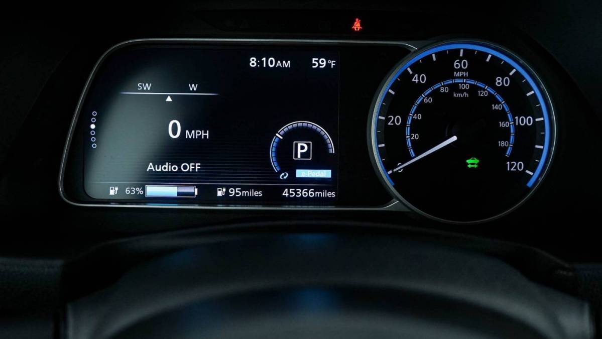 2018 Nissan LEAF 1N4AZ1CP1JC304128