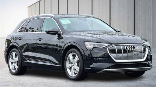 2019 Audi e-tron WA1LAAGE9KB023487