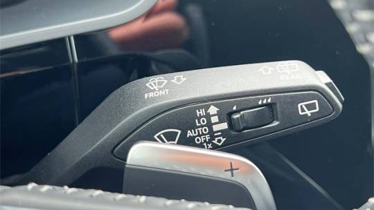 2019 Audi e-tron WA1LAAGE9KB023487