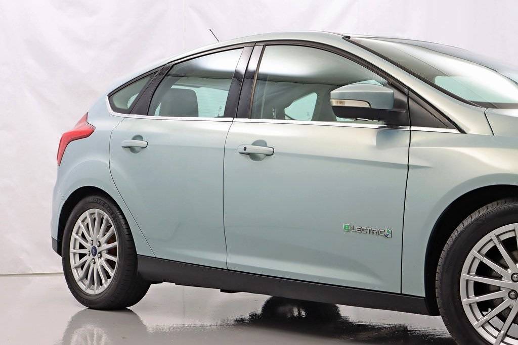 2013 Ford Focus 1FADP3R47DL288243